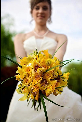 yellow bridal bouquet