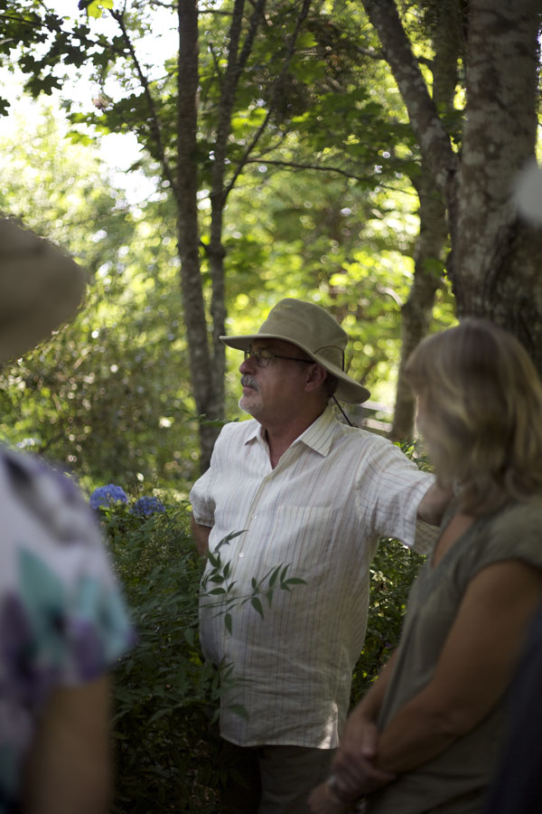 Owner and Hydrangea expert, Jerry, gives us a tour of the farm.