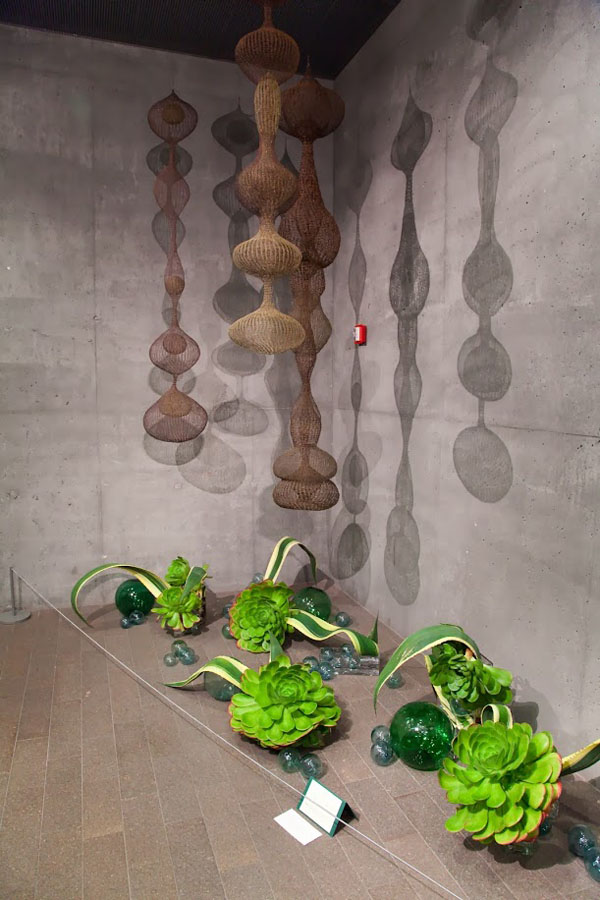 San Francisco Bouquets to Art, Ruth Asawa, 3 untitled works, 1960â€“1969.  Copper and brass wire. Fine Arts Museums of San Francisco. Floral design by Branch Out Floral and Event Design.  Photograph Â© Greg A. Lato / latoga photography