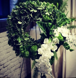 sympathy wreath green white