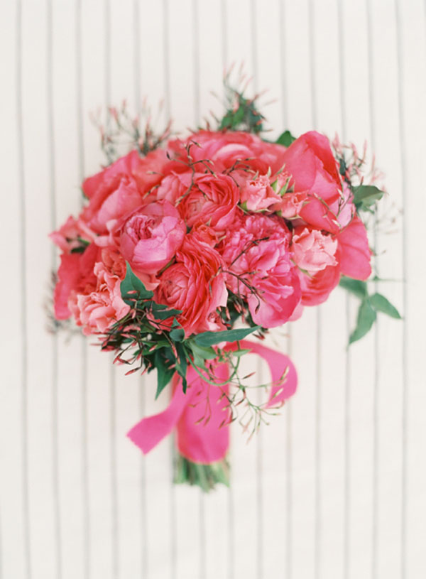 hot pink peonies and ranunculus bouquet