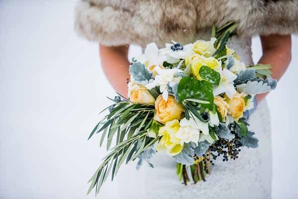 Bare Root Flora - buttercream and white bridal bouquet - Colorado weddings