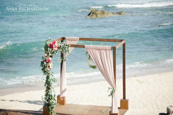 Florenta Floral Design - Sara Richardson - Wedding chuppah on the beach in Mexico