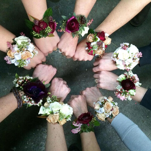 Flirty Fleurs Floral Design Classes in Seattle, Washington - how to design a wrist corsage