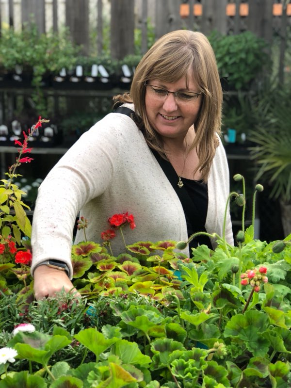 Laurie Garza of Fleurie Flowers in Reedley California