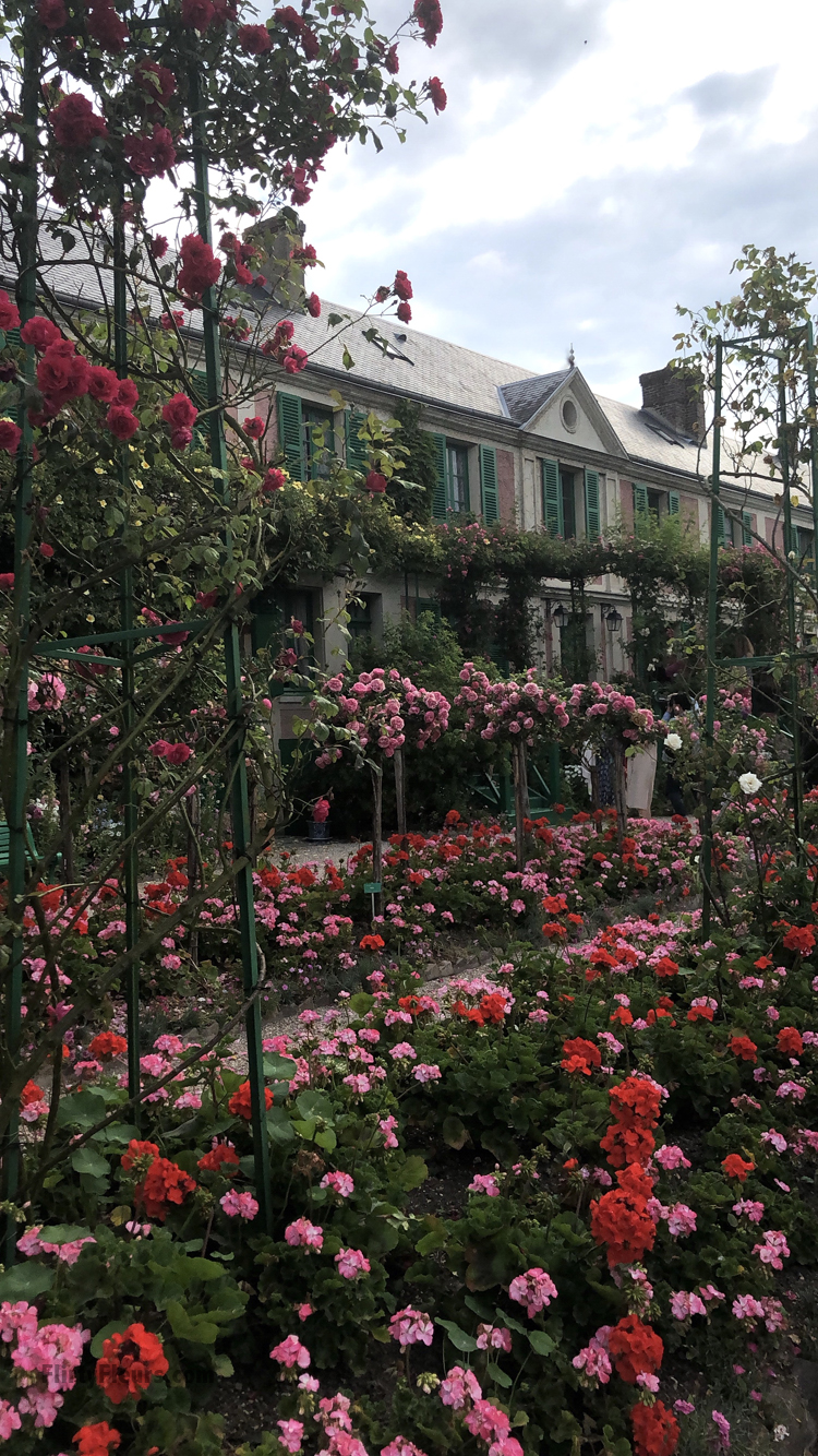 Alicia Schwede of Flirty Fleurs Blog visits Claude Monet's Gardens in Giverny, France