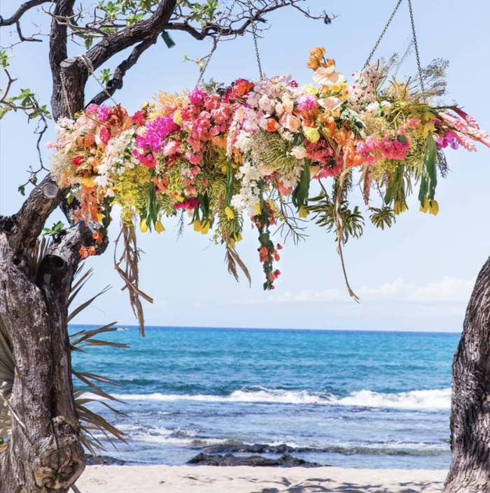 Grace Flowers Hawaii - floral chandelier with tropical flowers